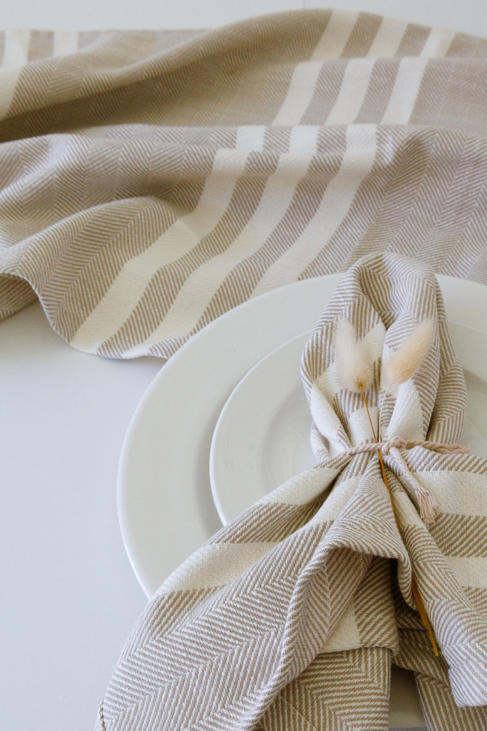 table runner 金彩「瑞雲」　帯リメイク Sodwana Sand - Table Runner – The Cotton Company